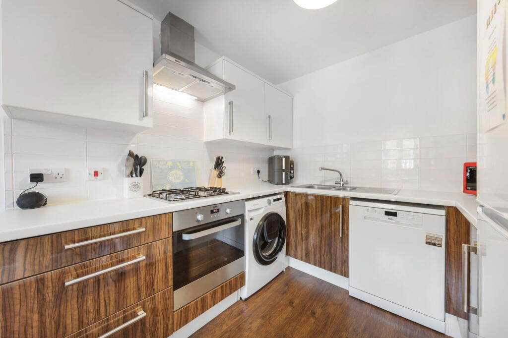 House in Northampton, West Northamptonshire - View 5
