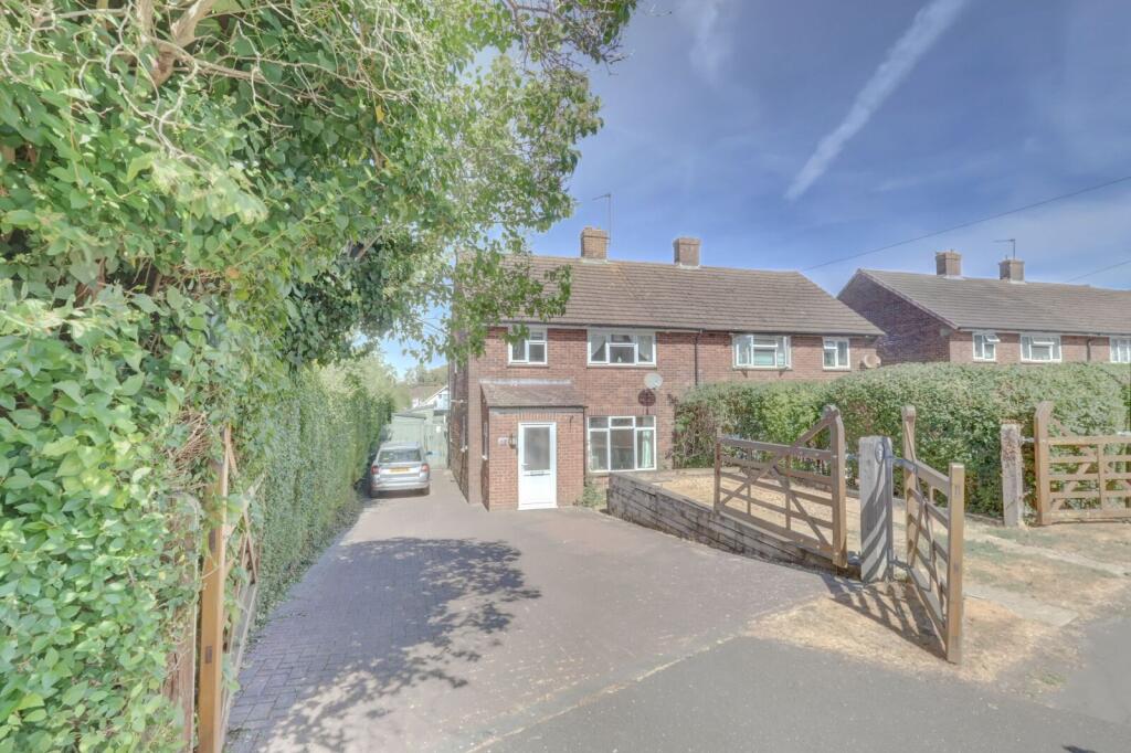 Main image of property: Woodfield Road, Princes Risborough, Buckinghamshire, HP27