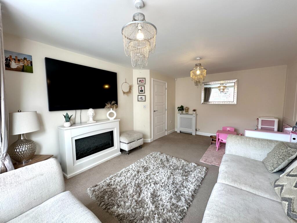 House in Walsall - View 4