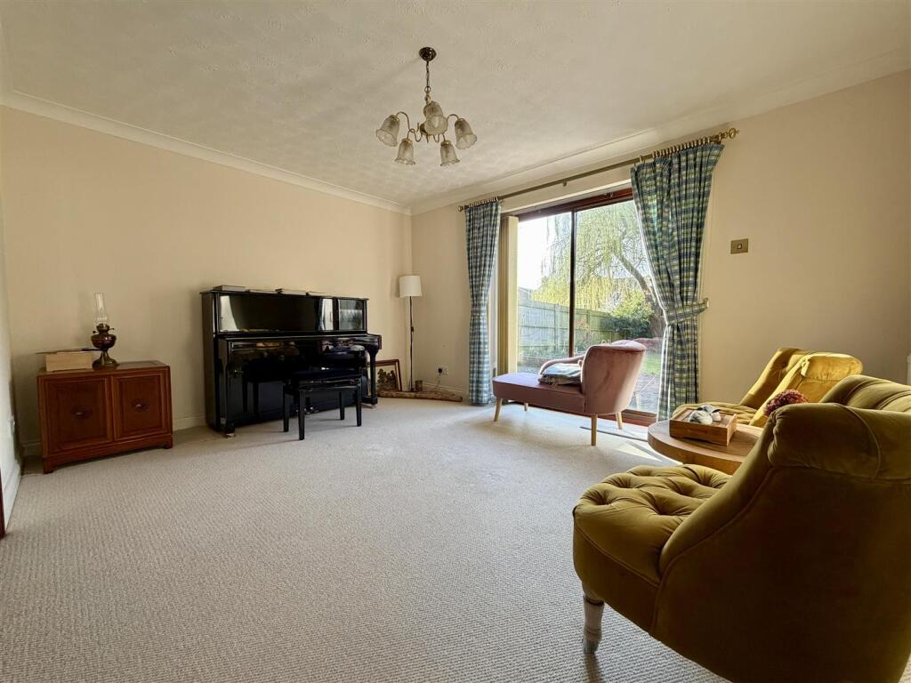 Sunnycroft Mews, Gloucester photo 4