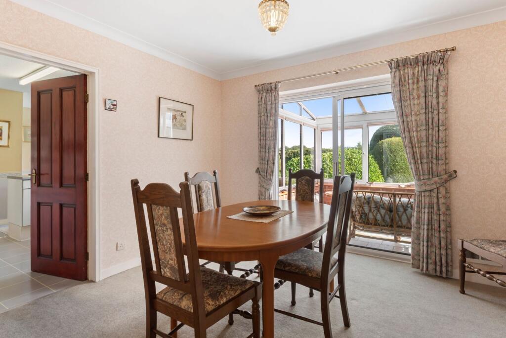 House in Stockport, Prestbury - View 5