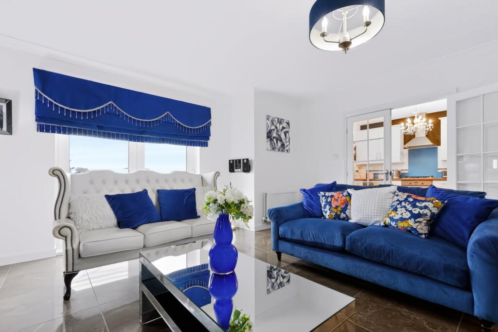 Apartment in Paisley - View 5