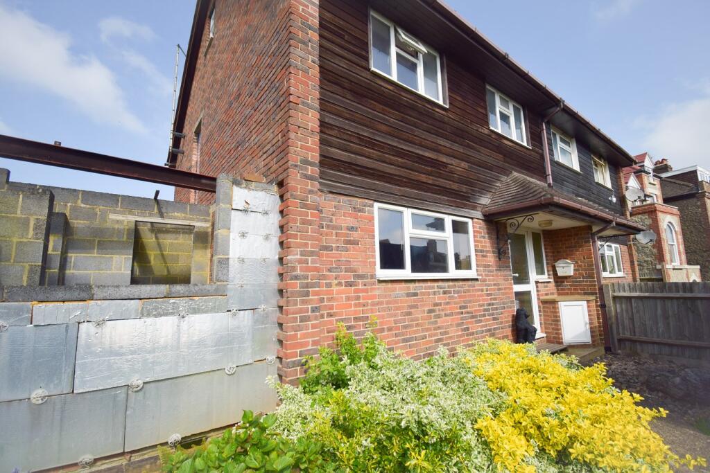 Holmesdale Road, Sevenoaks, TN13 photo 2