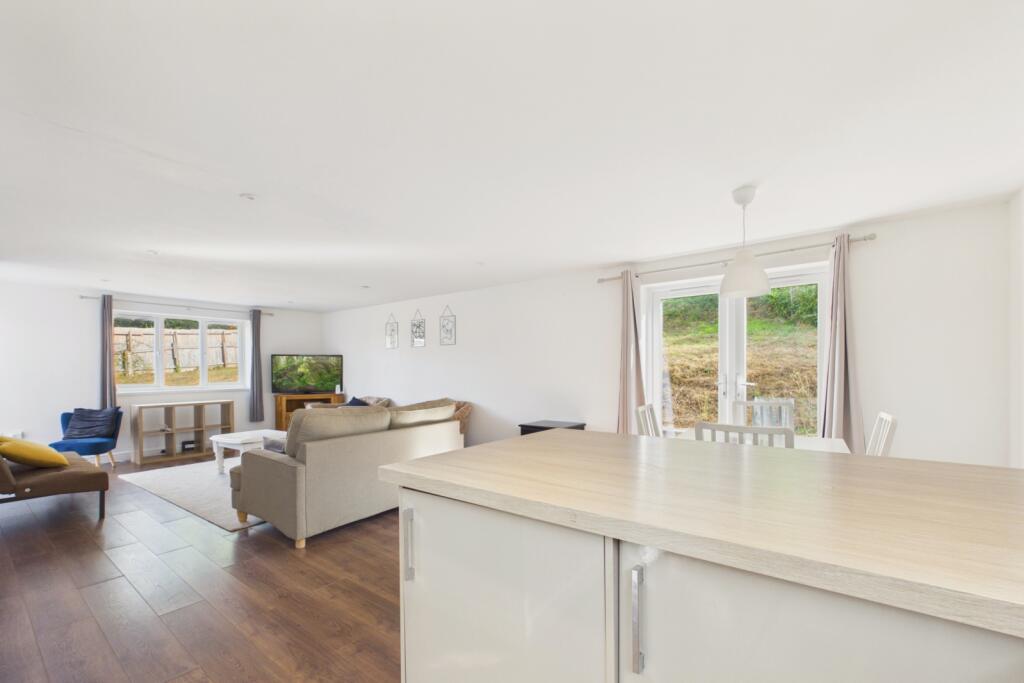 House in Whitchurch - View 2