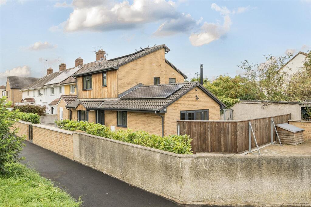 Main image of property: Charlton Road, Keynsham, Bristol