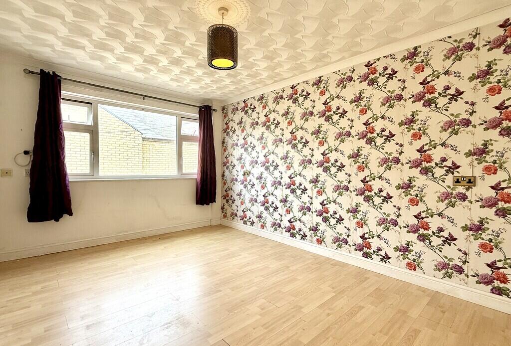 House in Gosport, Hampshire - View 3