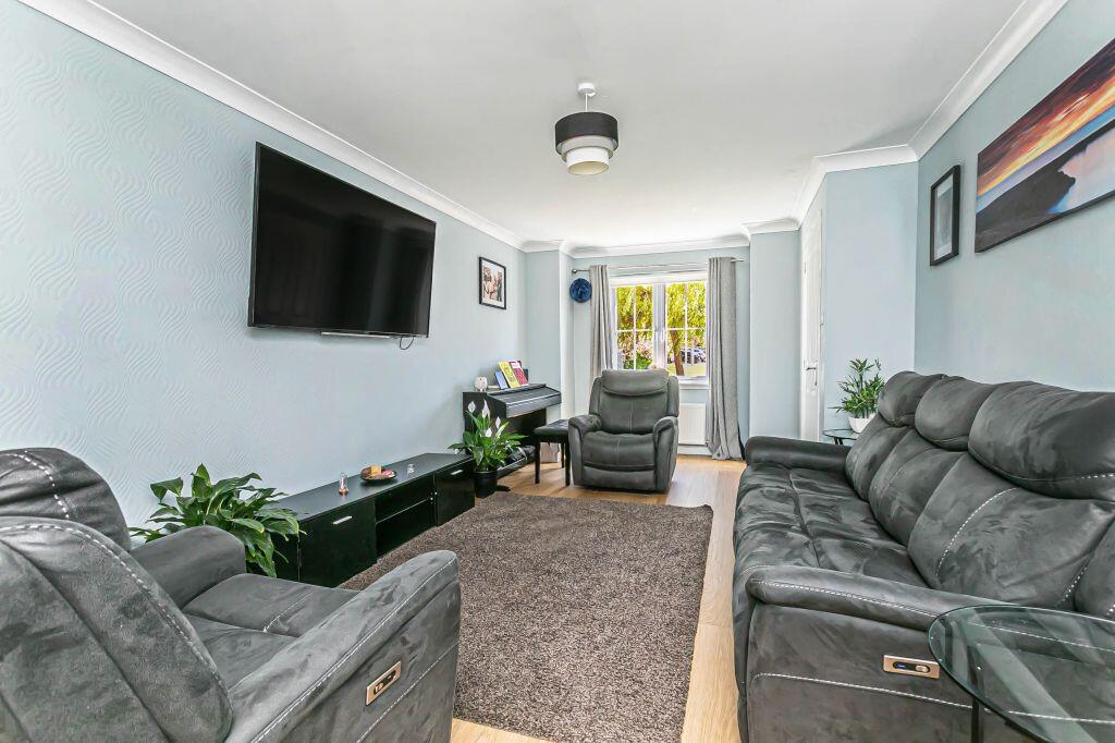 House in Dunfermline, Fife - View 4