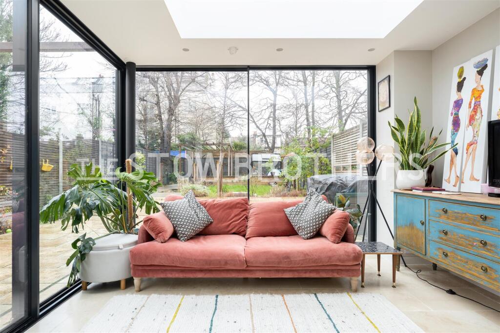 Main image of property: Fairlop Road, Leytonstone