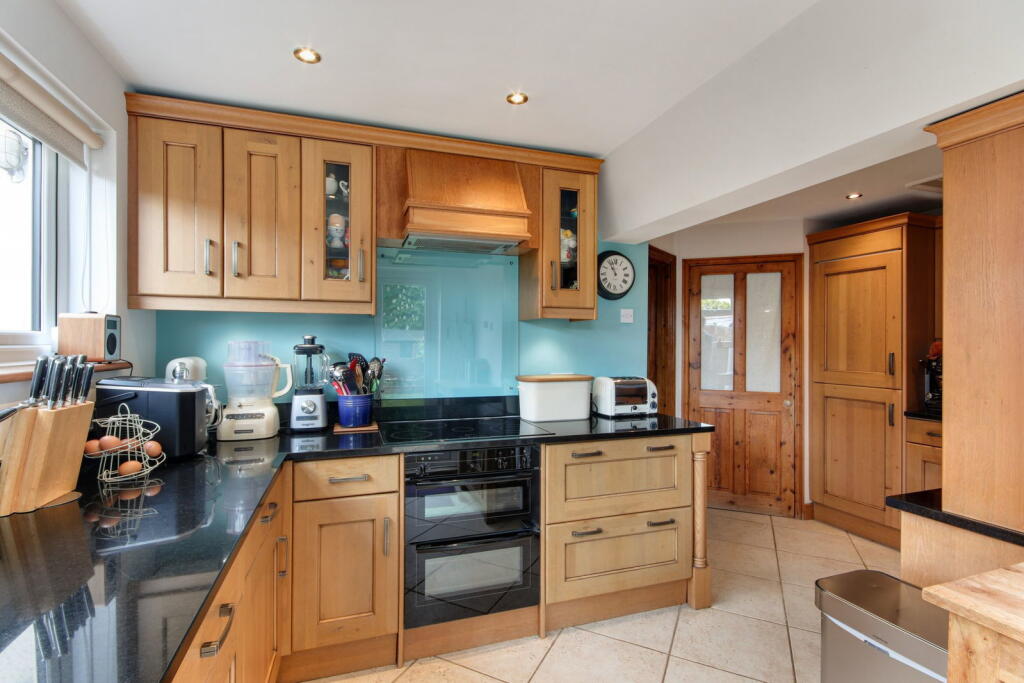Rabbits Road, South Darenth, Dartford, DA4 9JZ - View 5