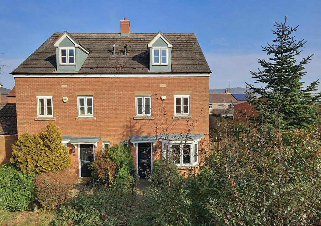 Main image of property: Greenways, Barnwood