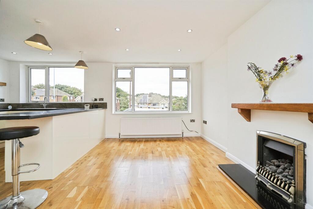 House in Leeds, West Yorkshire - More