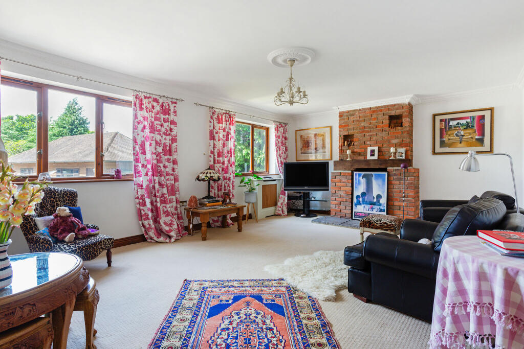 Four Marks, Alton, GU34 photo 3