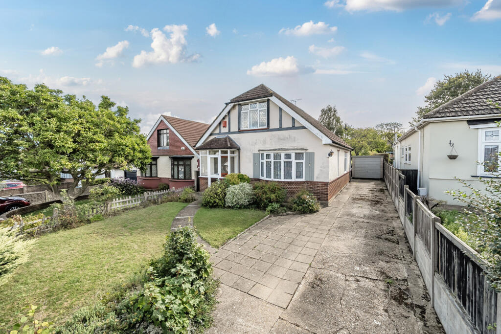 Main image of property: Pump Lane, Rainham, Gillingham