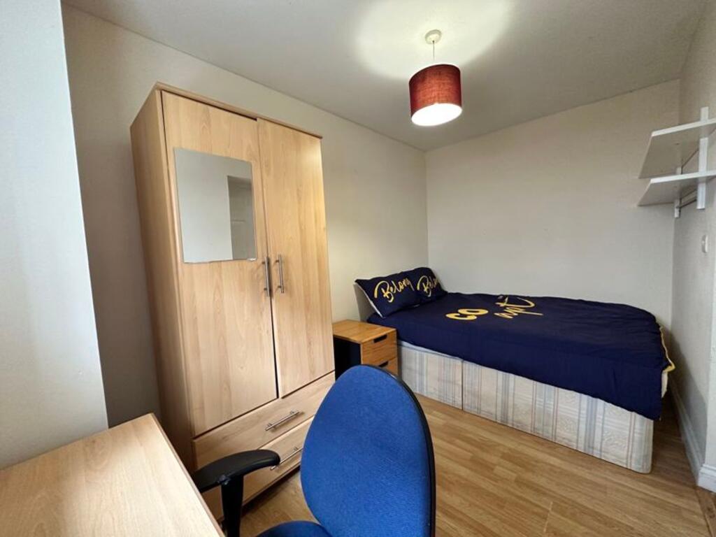 1 bedroom semi-detached house for rent