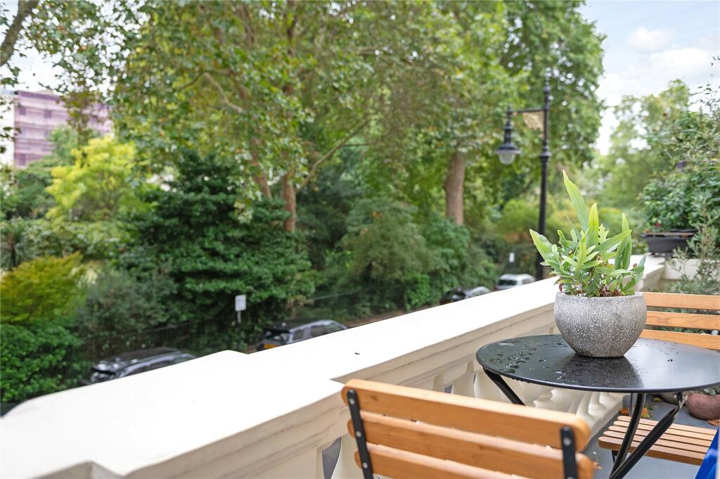 Apartment in London - View 5