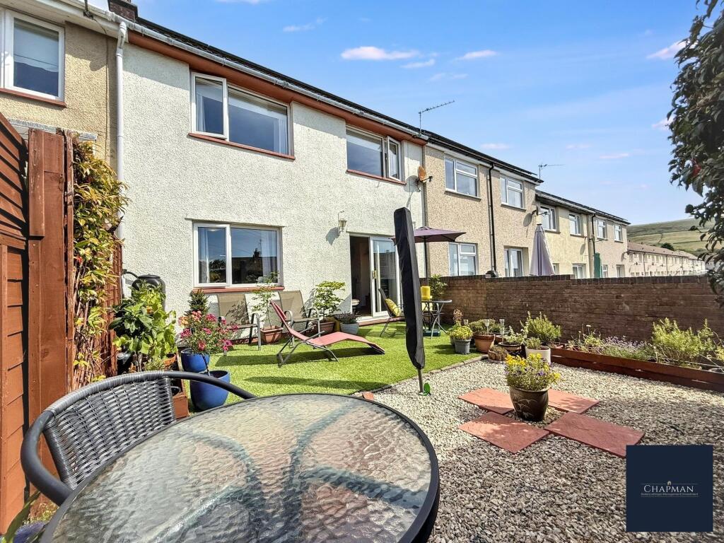 House in Cardiff, Tonyrefail - View 4