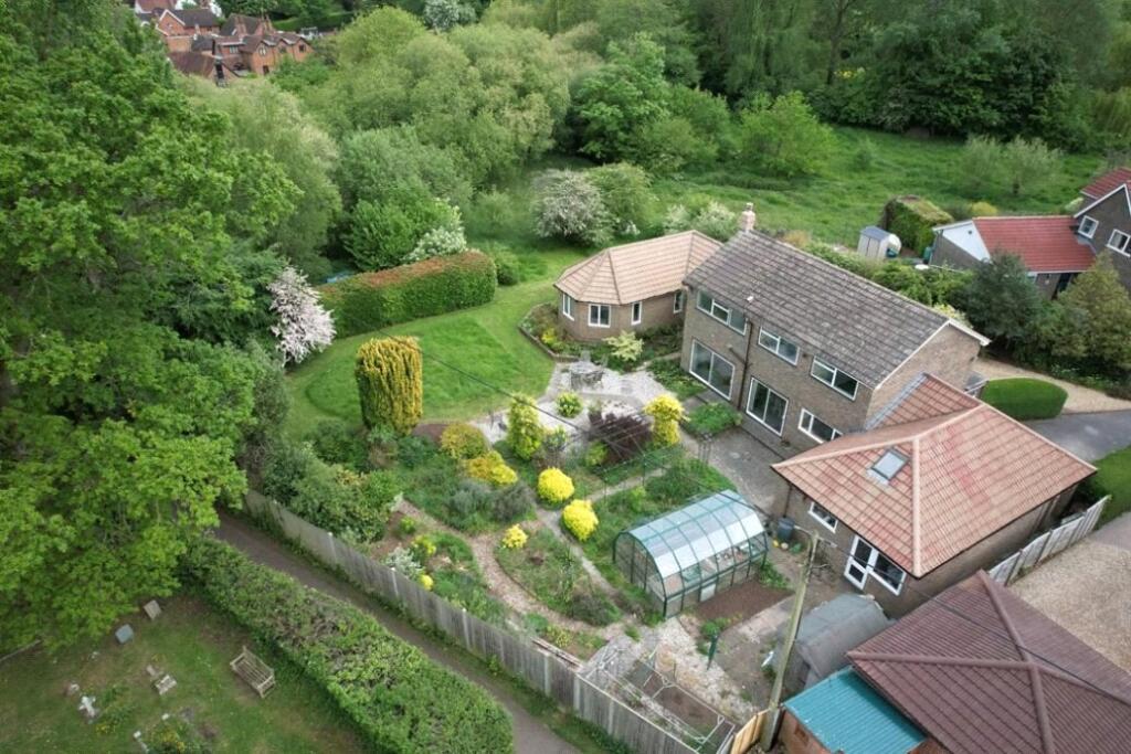 Main image of property: Bournefield, Sherborne St John, RG24