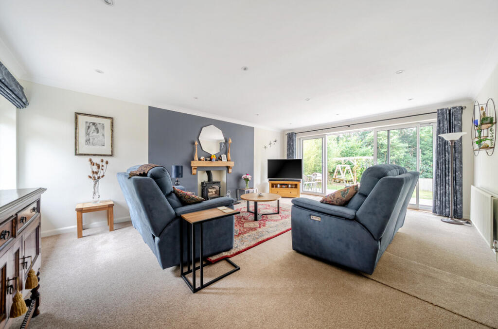 Foxfields, West Chiltington, RH20 photo 2