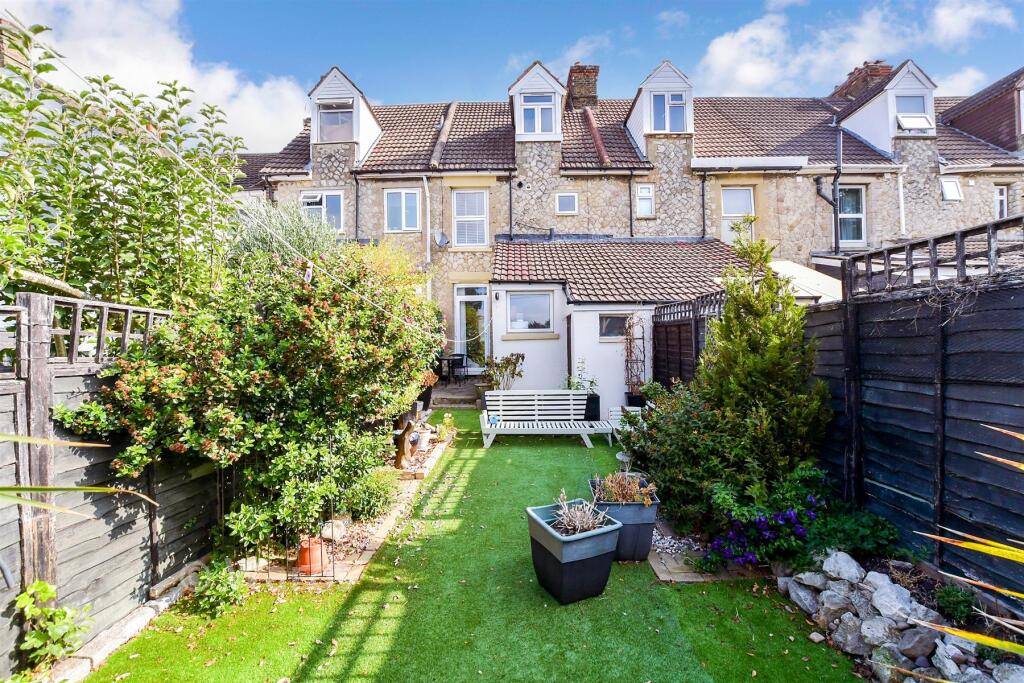 House in Maidstone, Kent - View 5