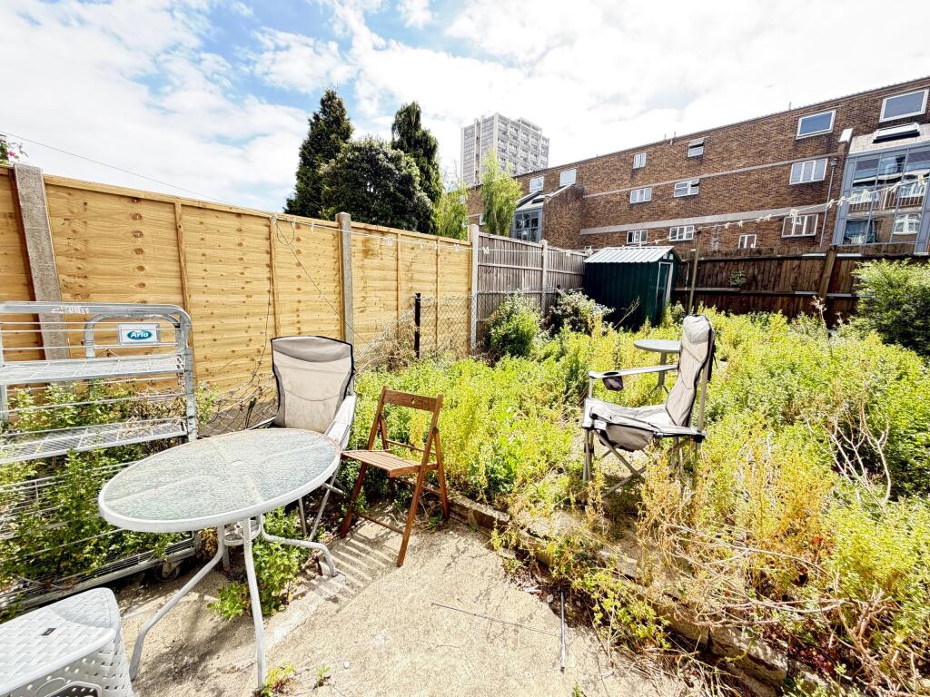 3 bedroom flat for rent