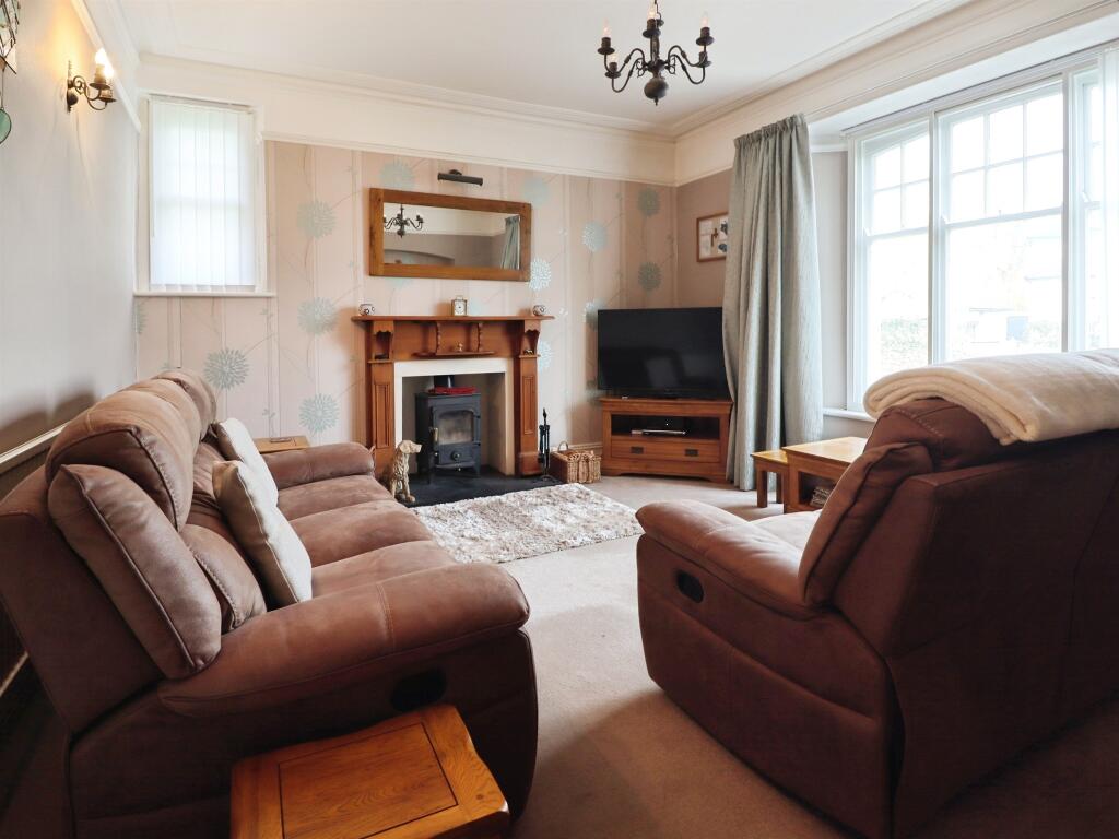 South Road, Sully, Penarth photo 4