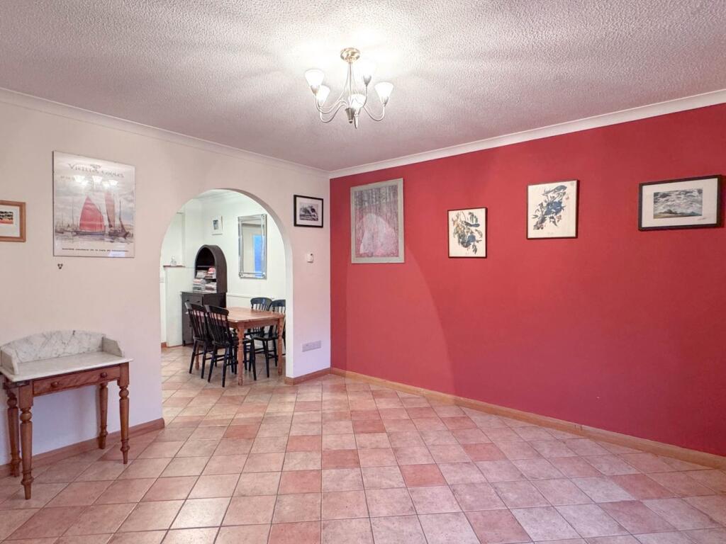 Maes Cottage Estate, Rhayader, LD6 photo 3