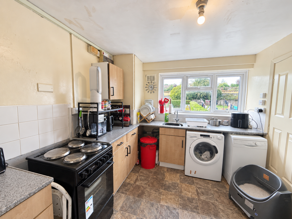 Apartment in Dudley - View 5