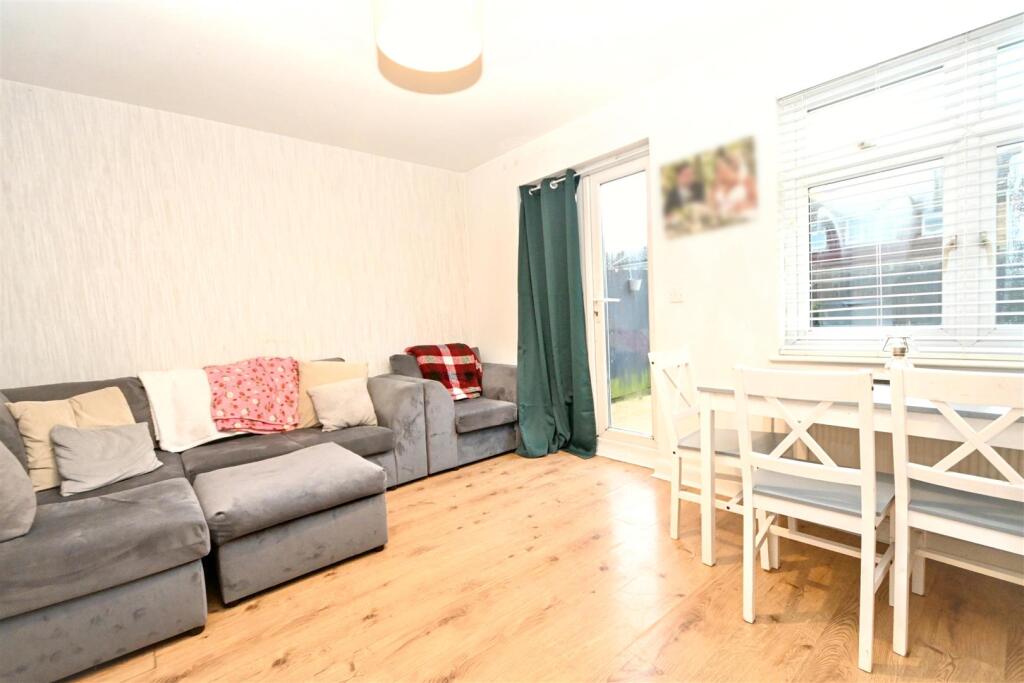 House in Eastbourne, East Sussex - View 5