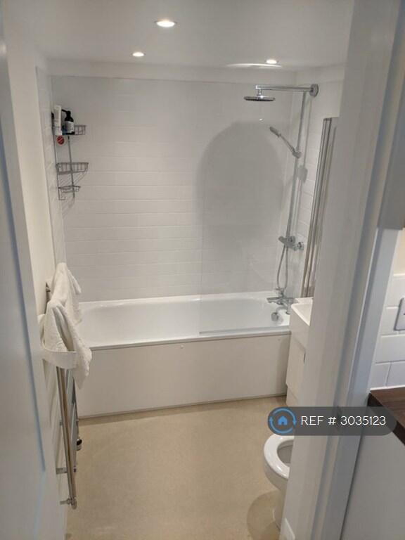 Apartment in Oxford - View 5