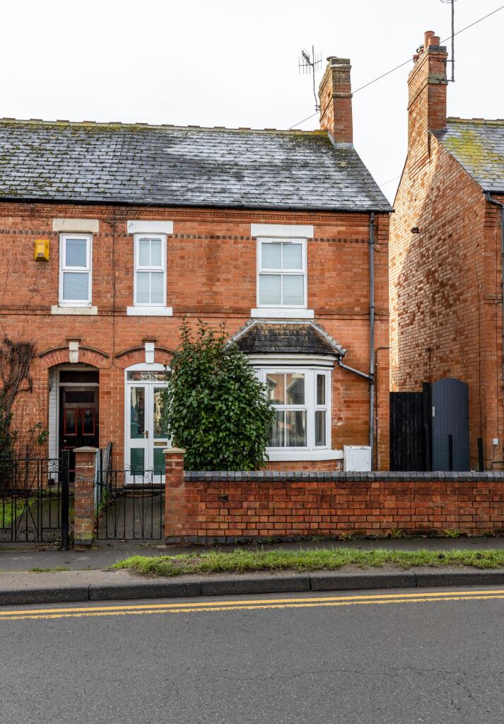 Main image of property: Pershore Road, Evesham, WR11