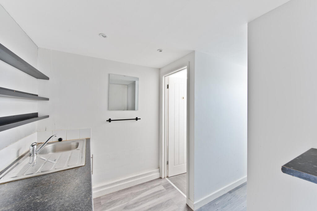 House in Maidstone, Langley - More