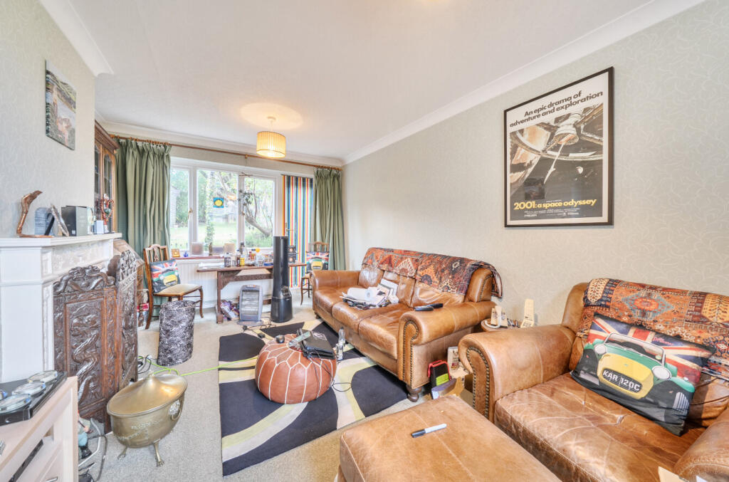 House in Guildford - View 2