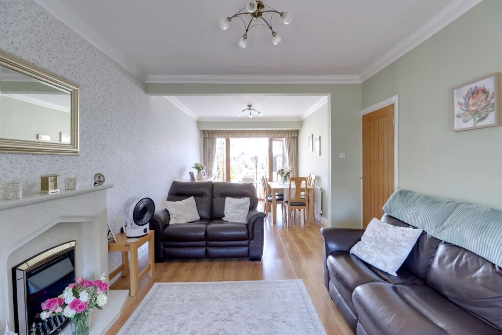 House in Rainham - View 4