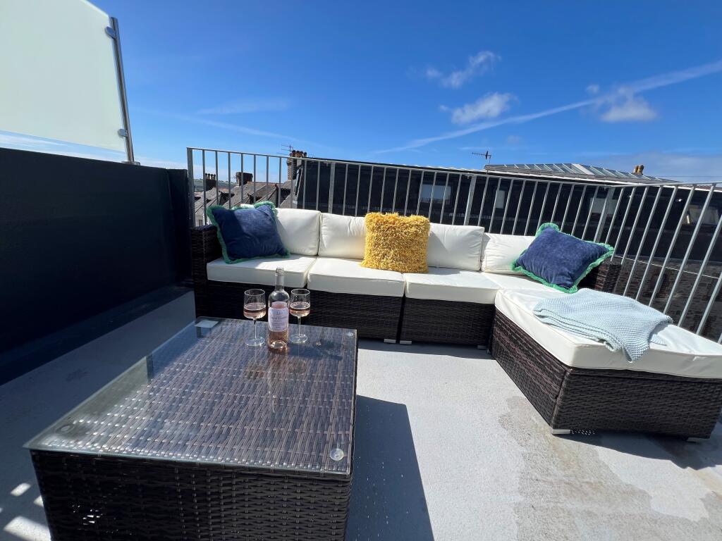 Apartment in Plymouth - View 3