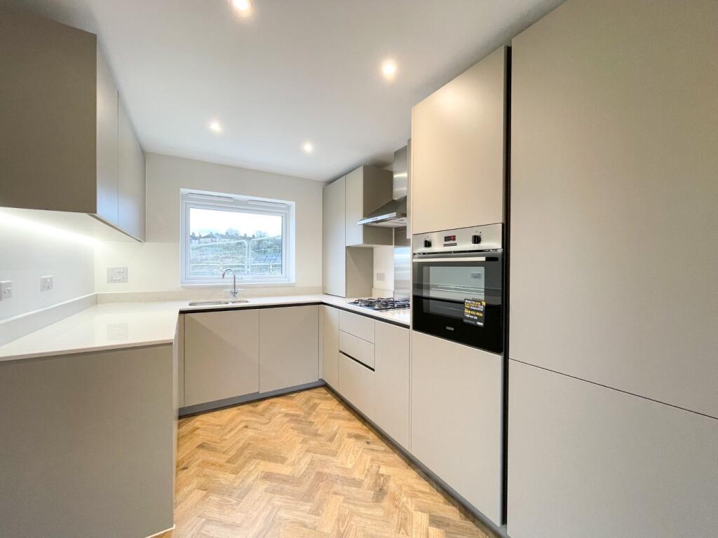 Clay Road, Northfleet, Gravesend, Kent, DA11 9HZ – pohled 4