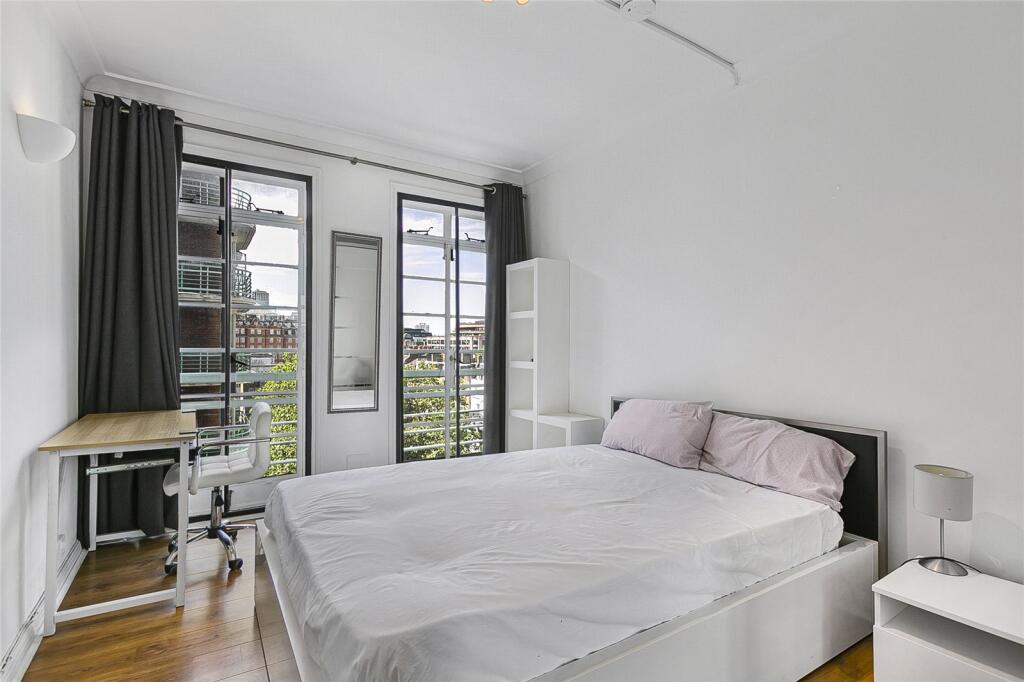 Apartment in London - View 5