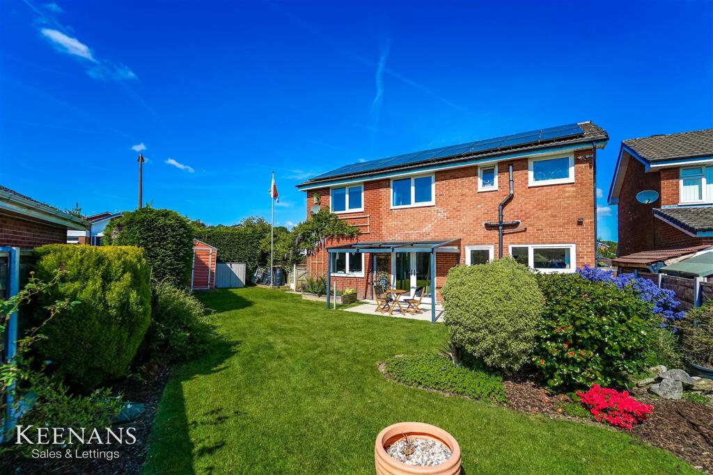 Whitby Close, Bury photo 3