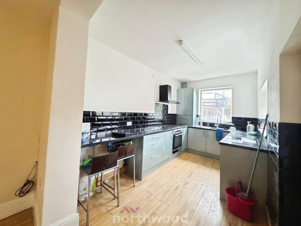 House in Doncaster, Thorne - View 4