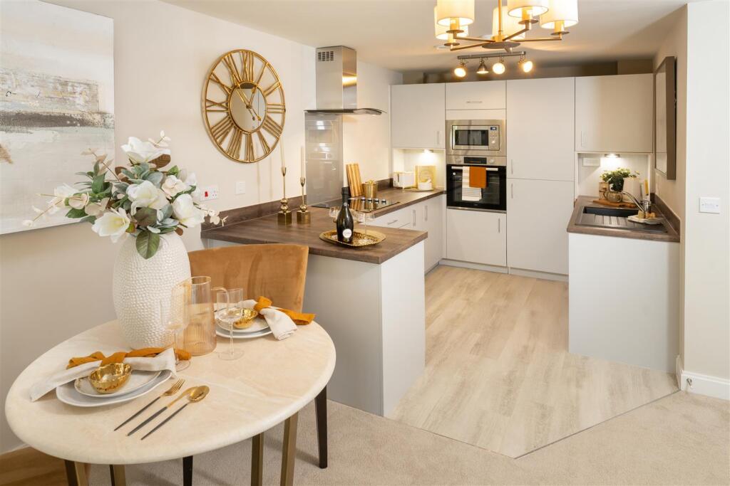 Apartment in Thanet, Upton, Broadstairs and St Peters - View 4