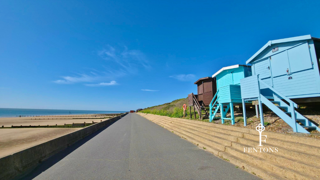 The Leas, Frinton-on-Sea photo 3