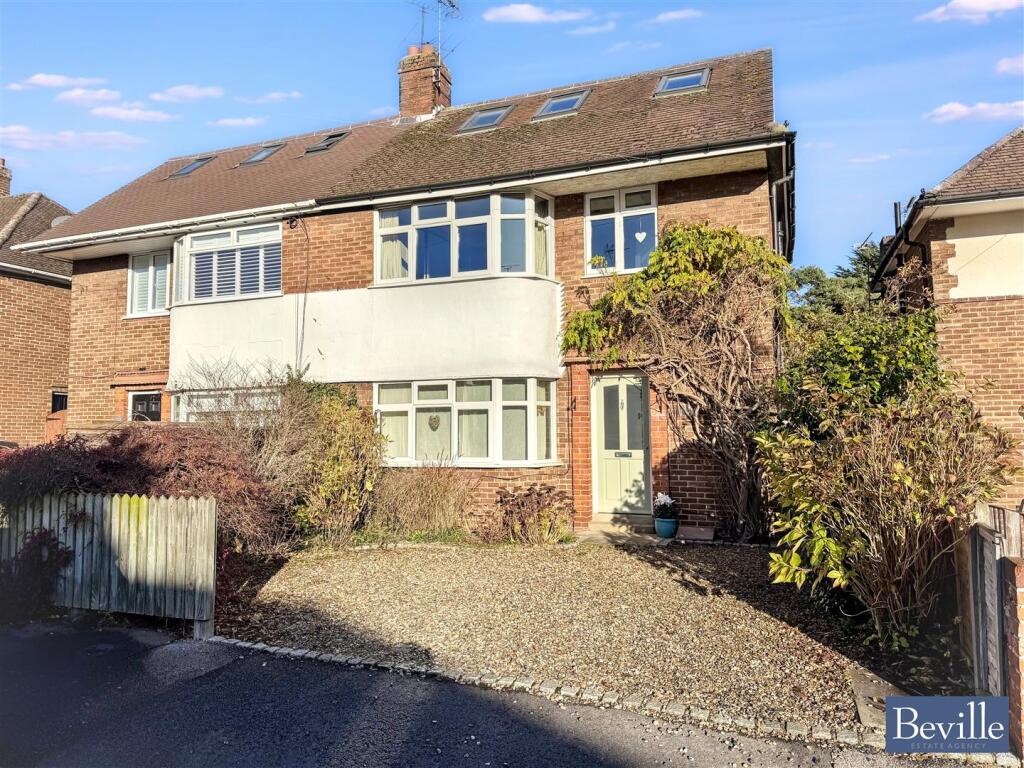 Main image of property: Mayfield Drive, Caversham, Reading