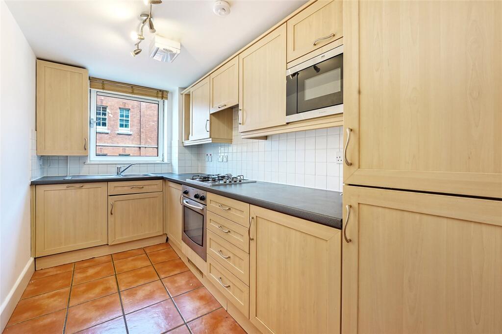 Apartment in London - View 4
