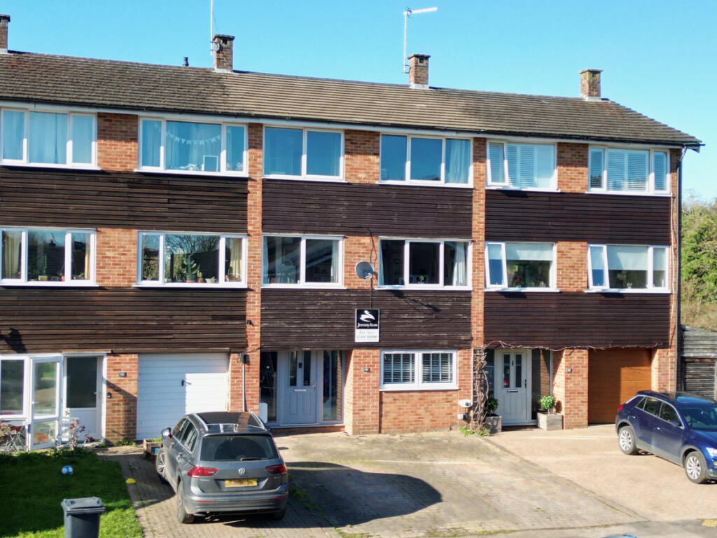 Main image of property: Trafford Close, Bucks , Great Missenden, HP16