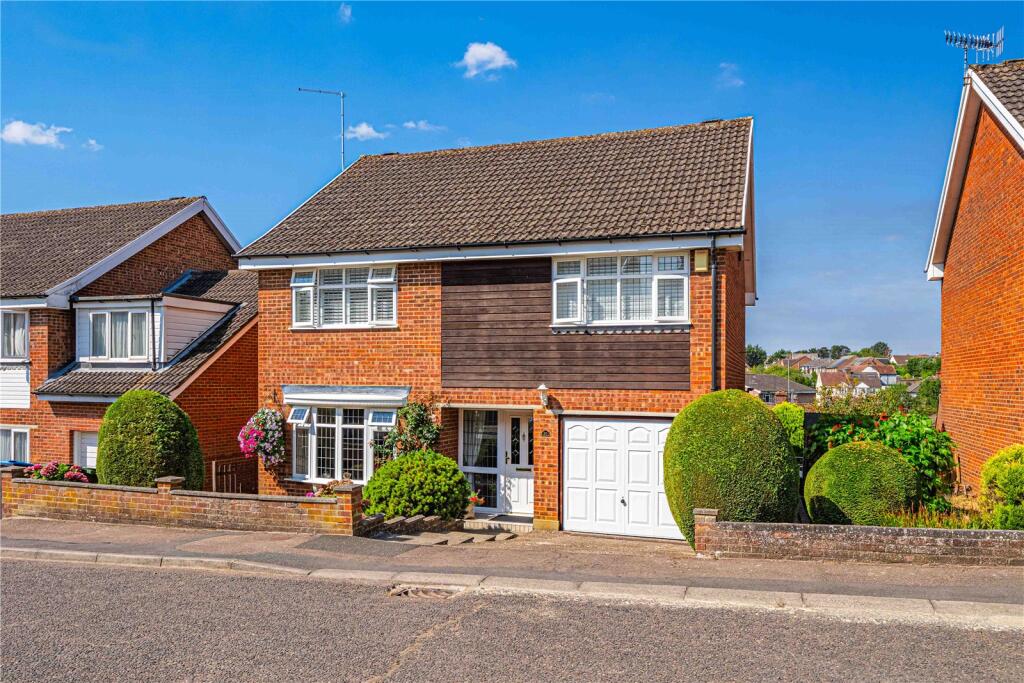 Main image of property: Beaumayes Close, Hemel Hempstead, Hertfordshire, HP1