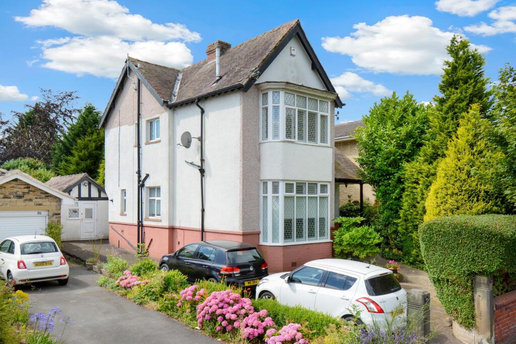 4-bed detached on Thornhill Avenue, Lindley, Huddersfield, £460,000