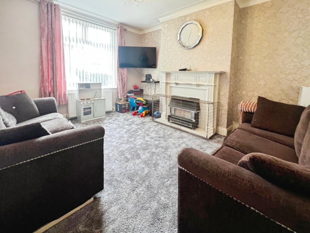 House in Bradford - View 4
