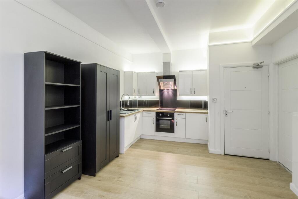 Apartment in Wellingborough, Burrow's Bush - More