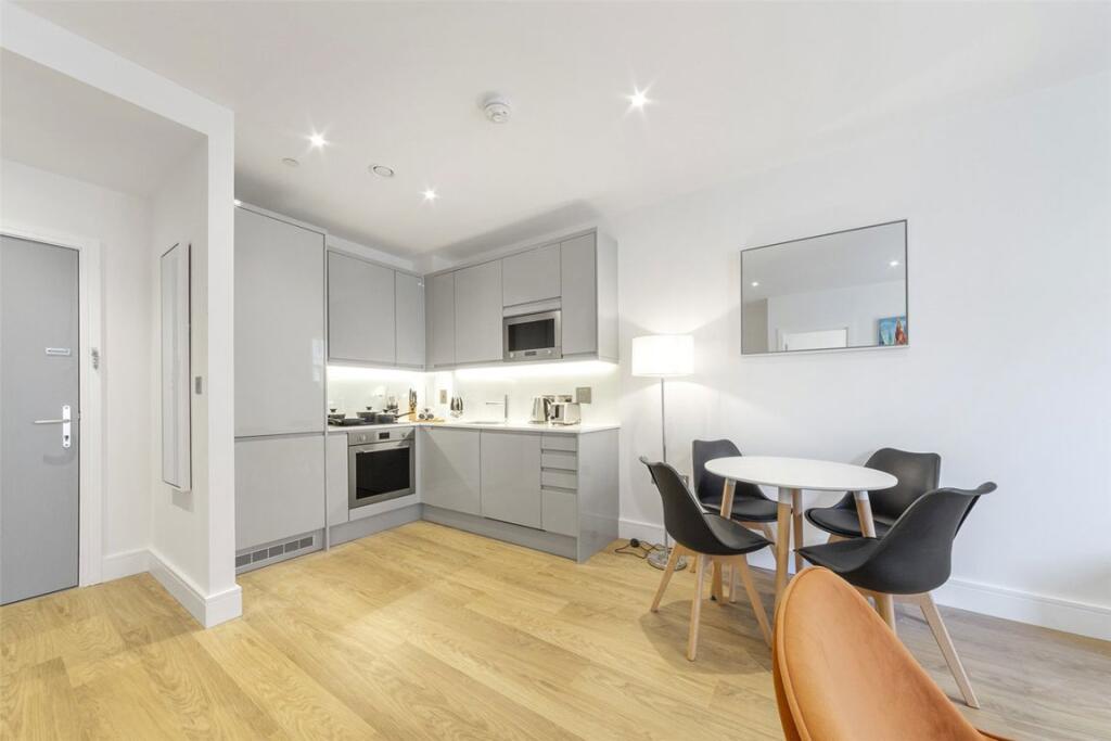 Apartment in Birmingham, Chinese Quarter, Digbeth - More