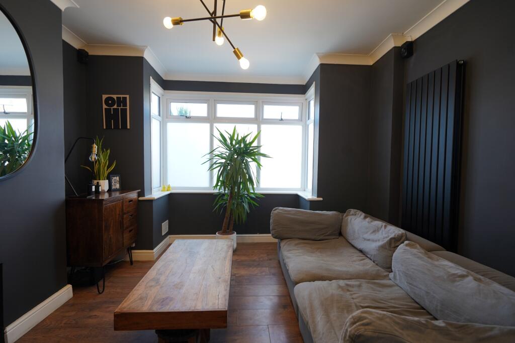 House in Nottingham - View 3