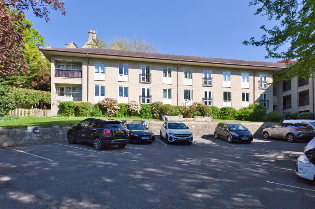 Main image of property: Camden Row, Bath, Bath And North East Somerset, BA1 5LD